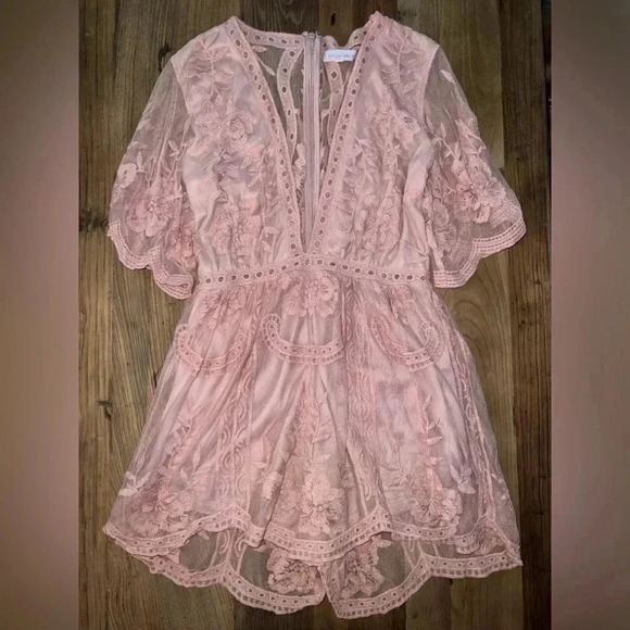 Honey Punch Pants - ✨HP9/25✨ Honey Punch Embroidered Lace Romper Mauve Pink - Size M